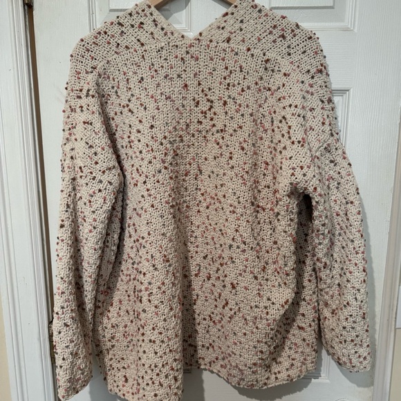 Cream & Pastel Chunky Yarn Cardigan - Picture 8 of 8